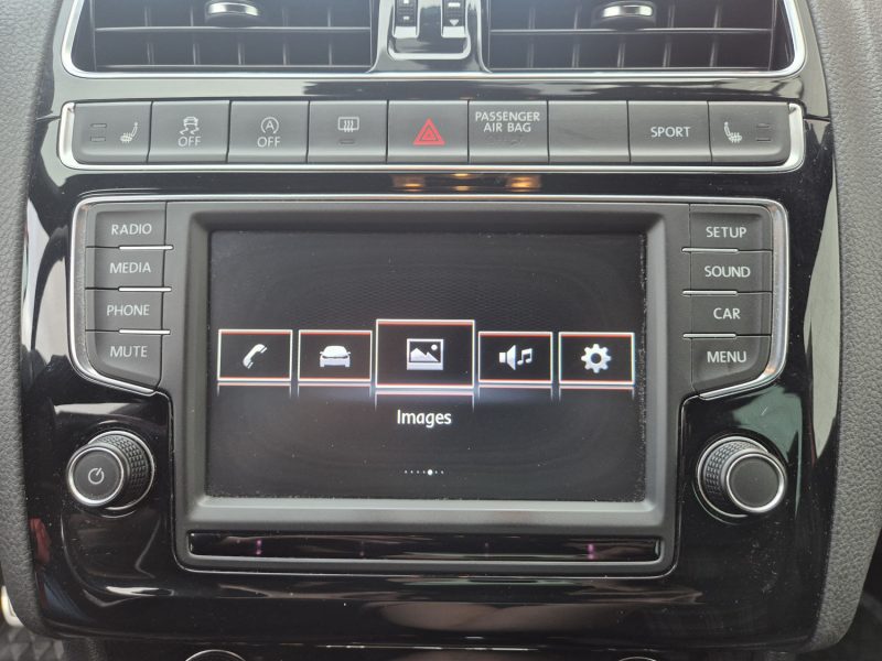 VOLKSWAGEN POLO 2017