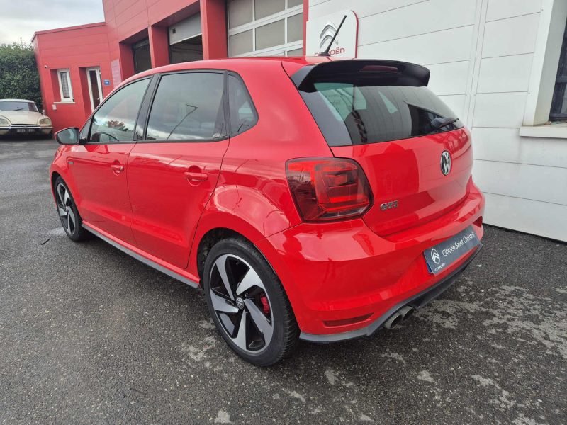 VOLKSWAGEN POLO 2017