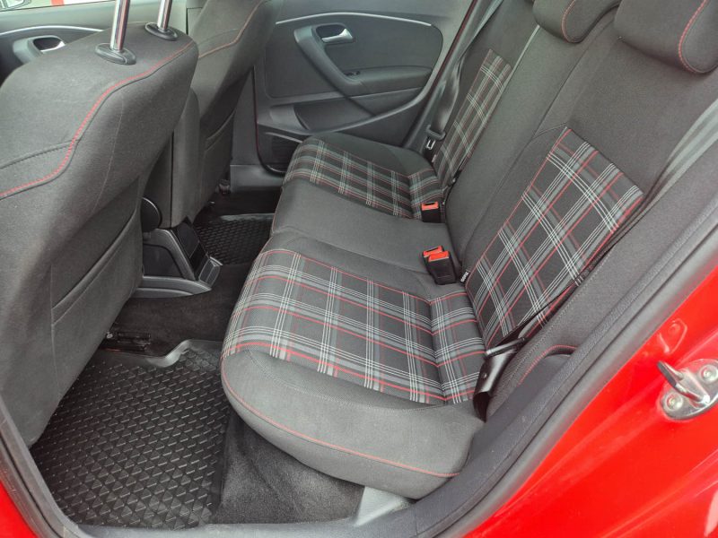 VOLKSWAGEN POLO 2017