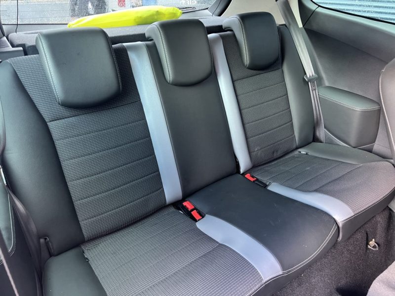 RENAULT CLIO GT 1.6 128cv - 2ème MAIN