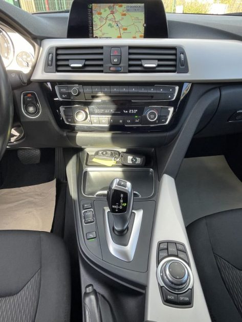 BMW Serie 3 318d 2.0d 150ch Sport 