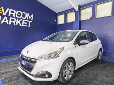 PEUGEOT PEUGEOT 208 1.2  FINITION SIGNATURE - REGULATEUR DE VITESSE - CLIMATISATION - BLUETOOTH  2019