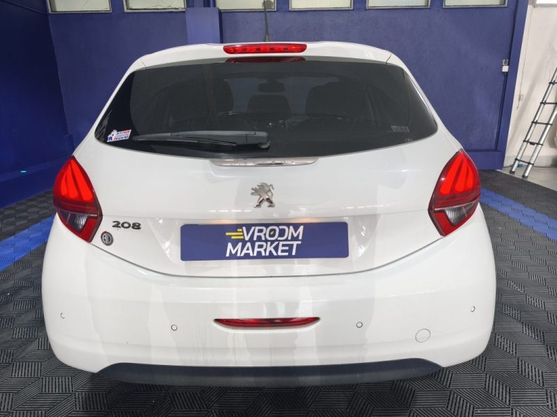 PEUGEOT PEUGEOT 208 1.2  FINITION SIGNATURE - REGULATEUR DE VITESSE - CLIMATISATION - BLUETOOTH  2019