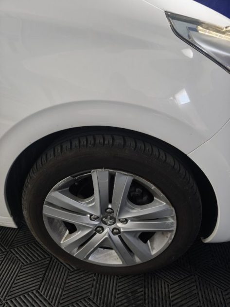 PEUGEOT PEUGEOT 208 1.2  FINITION SIGNATURE - REGULATEUR DE VITESSE - CLIMATISATION - BLUETOOTH  2019