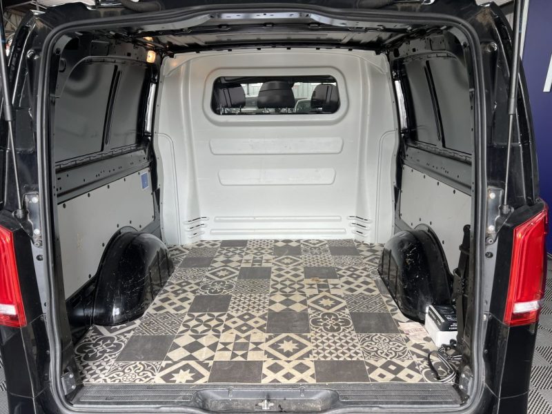 MERCEDES VITO 2020