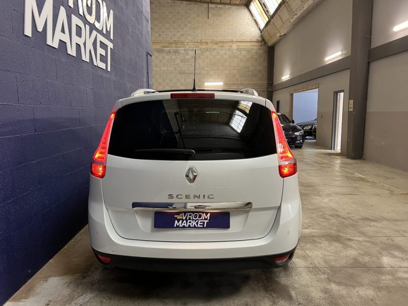 RENAULT MEGANE SCENIC 2015