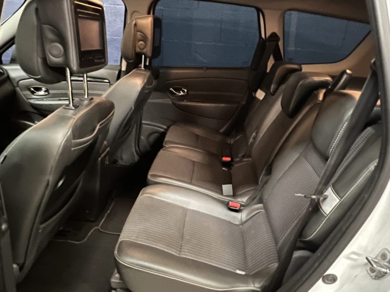 RENAULT MEGANE SCENIC 2015