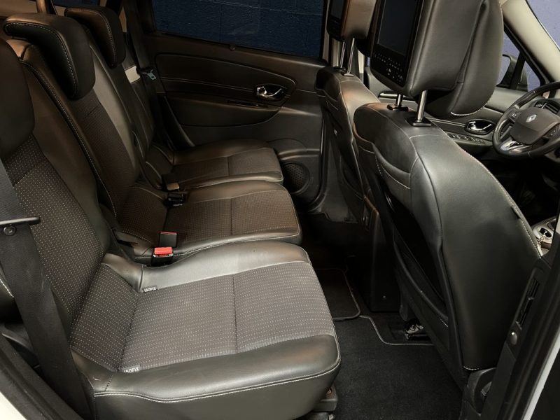 RENAULT MEGANE SCENIC 2015