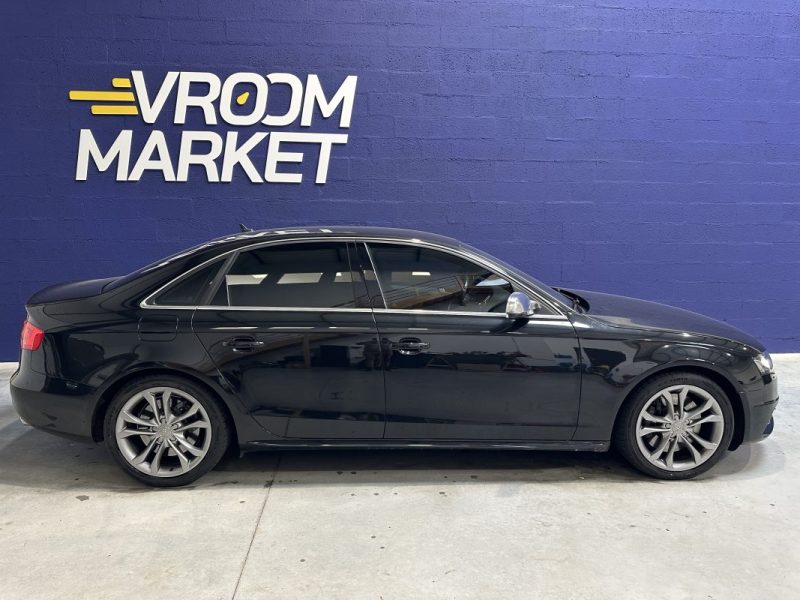 AUDI S4 B8 2011