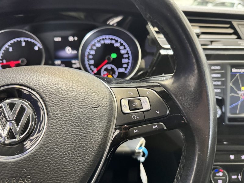 VOLKSWAGEN TOURAN 2017