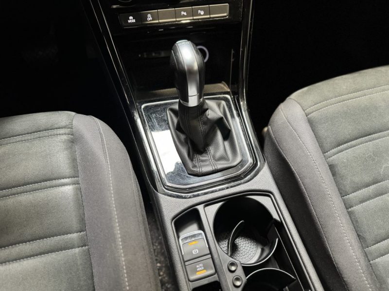 VOLKSWAGEN TOURAN 2017