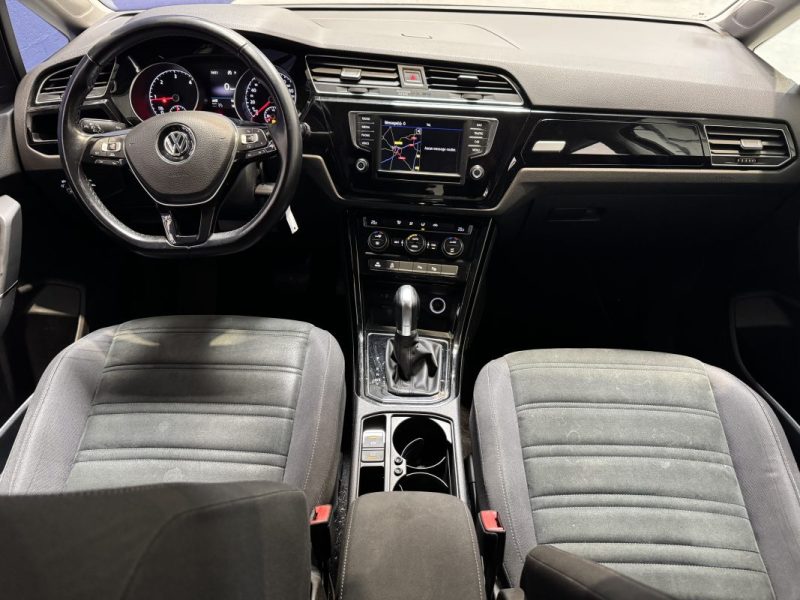 VOLKSWAGEN TOURAN 2017