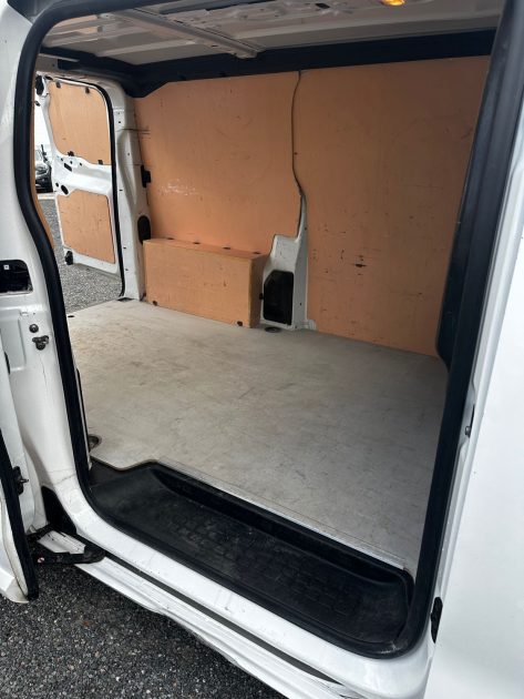 PEUGEOT EXPERT 1.6 BLUEHDI 115 TVA FOURGON 