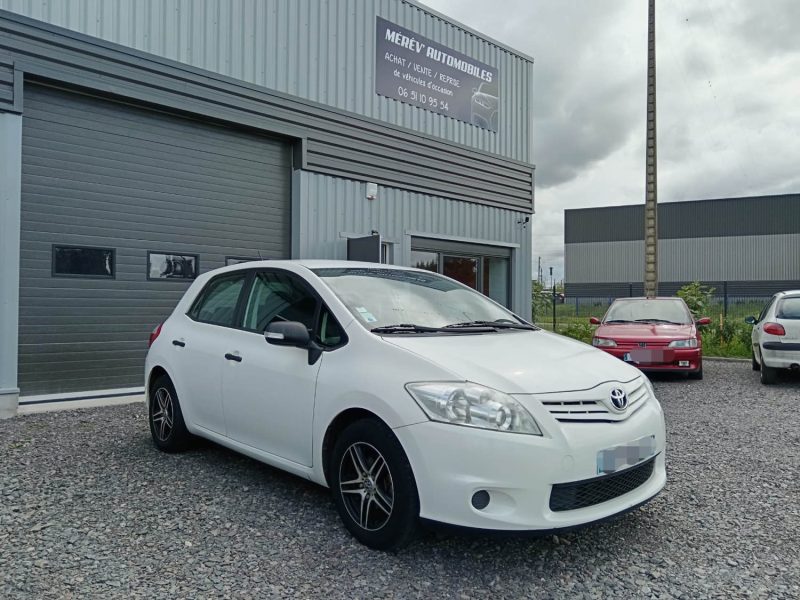 TOYOTA AURIS 1.3 VVTI 100 cv / REVISION + CT OK