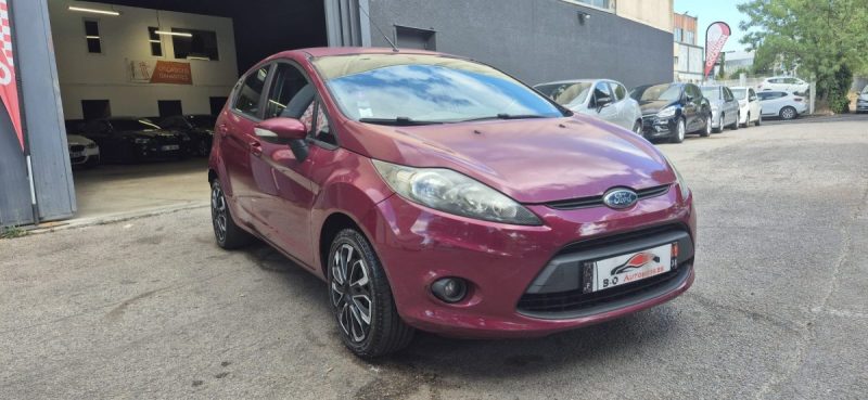 Ford Fiesta VI 1.25i 16V 82ch, *Radar de recul*, *Clim*, *Idéale jeune conducteur*