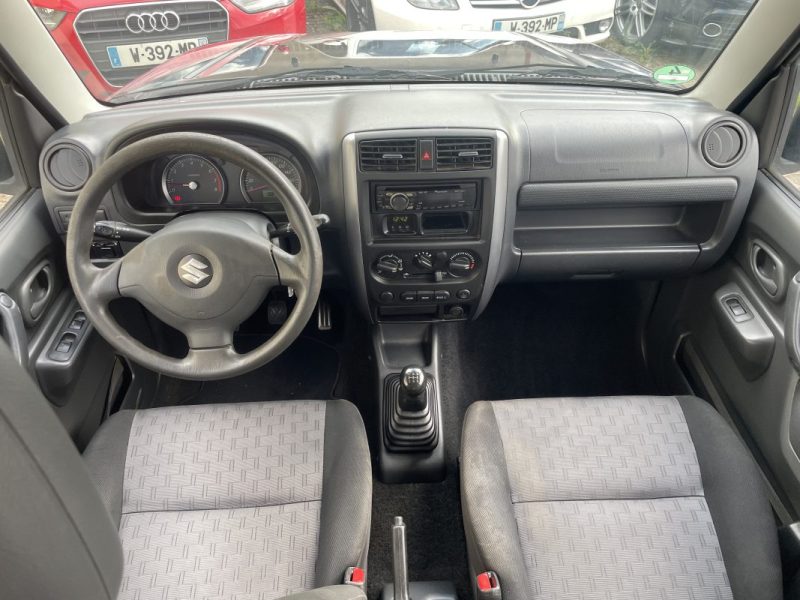 SUZUKI GARANTIE 12 MOIS JIMNY 2010