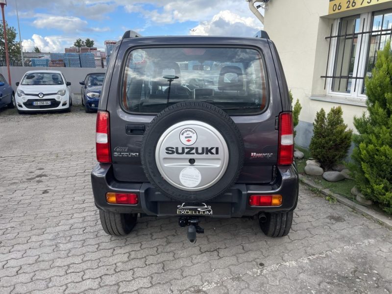 SUZUKI GARANTIE 12 MOIS JIMNY 2010