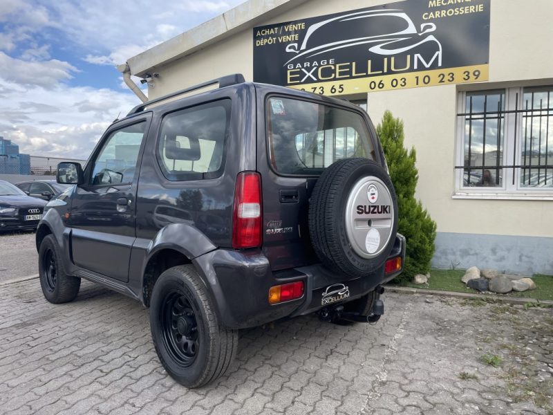 SUZUKI GARANTIE 12 MOIS JIMNY 2010