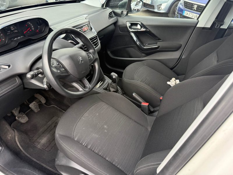 PEUGEOT 208 1.4 HDI 70CH GARANTIE 