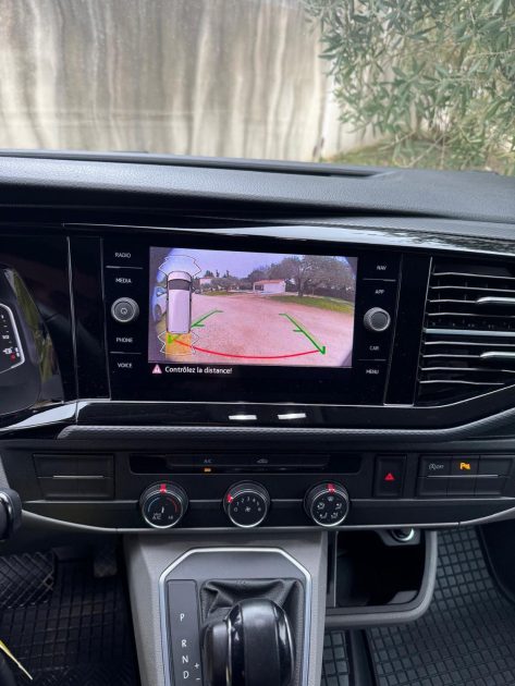 VOLKSWAGEN TRANSPORTER 2023