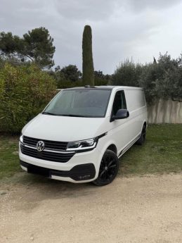 VOLKSWAGEN TRANSPORTER 2023