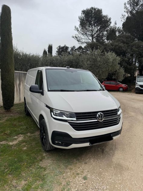 VOLKSWAGEN TRANSPORTER 2023