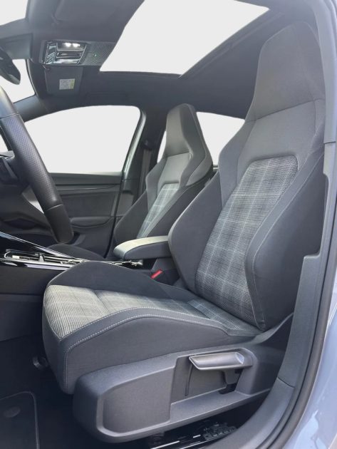 VOLKSWAGEN GOLF 2.0 GTD 200 FULL / PANO/HARMAN/ATTELAGE