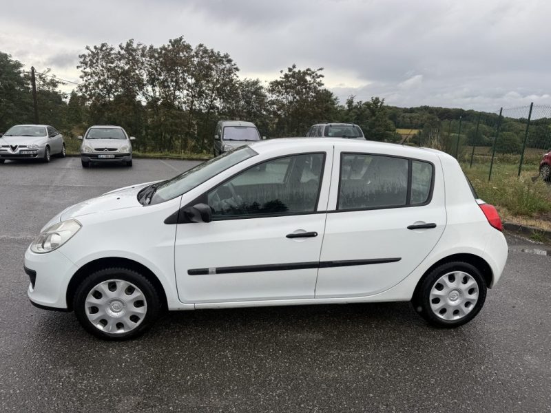 RENAULT CLIO 1.5 DCI 68CV DEPOT-VENTE
