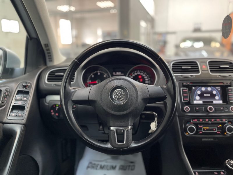 VOLKSWAGEN GOLF VI GARANTIE 12 MOIS 1.6 TDI 105ch BLUEMOTION TECHNOLOGY CONFORTLINE 5 PORTES