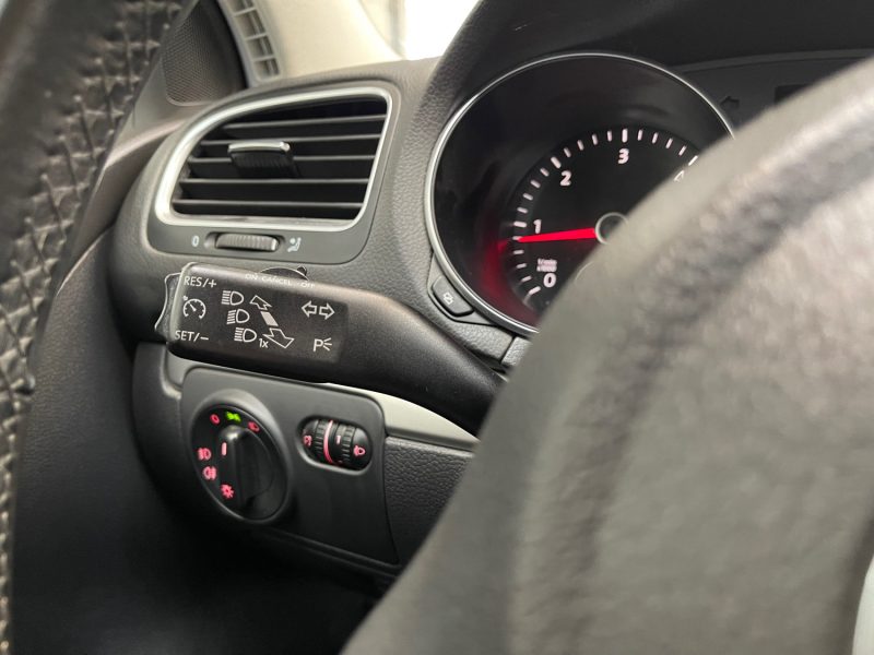 VOLKSWAGEN GOLF VI GARANTIE 12 MOIS 1.6 TDI 105ch BLUEMOTION TECHNOLOGY CONFORTLINE 5 PORTES