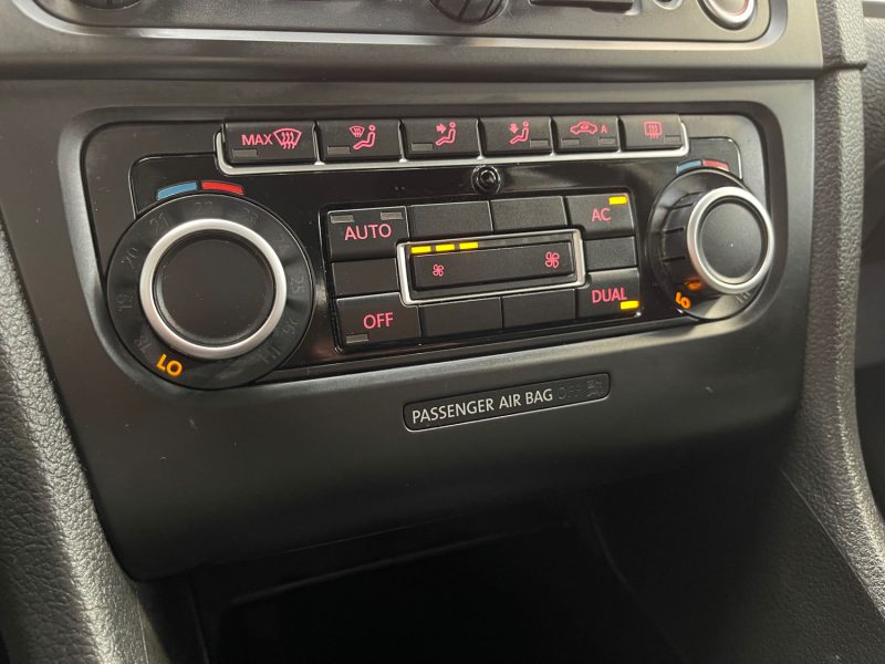 VOLKSWAGEN GOLF VI GARANTIE 12 MOIS 1.6 TDI 105ch BLUEMOTION TECHNOLOGY CONFORTLINE 5 PORTES