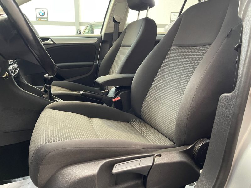 VOLKSWAGEN GOLF VI GARANTIE 12 MOIS 1.6 TDI 105ch BLUEMOTION TECHNOLOGY CONFORTLINE 5 PORTES