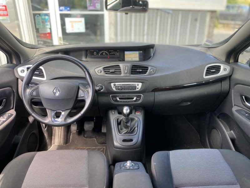 RENAULT GRAND SCENIC 1.2 TCe 130ch energy Dynamique eco² 5 places- SUIVI