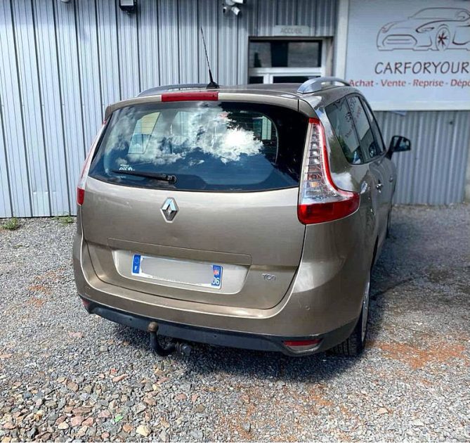RENAULT GRAND SCENIC 1.2 TCe 130ch energy Dynamique eco² 5 places- SUIVI