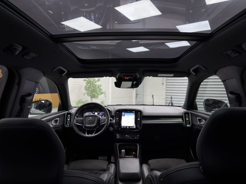 VOLVO XC40 D4 AWD 190ch - R-Design FULL Geartronic 8