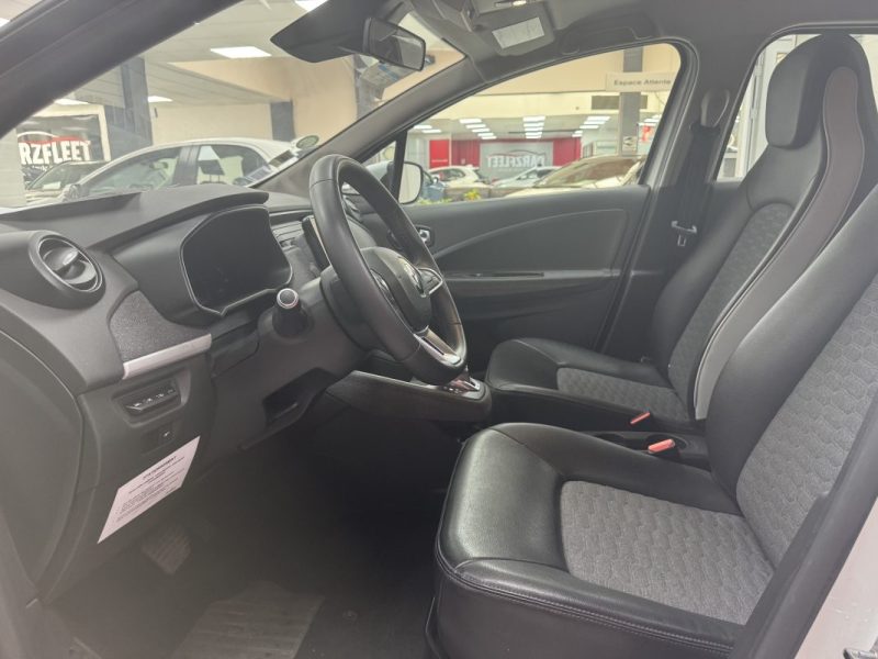 RENAULT ZOE 52 KWH ZEN R110 ACHAT INTEGRAL/1 ERE MAIN/TVA RECUPERABLE
