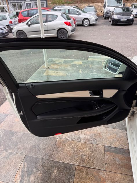 MERCEDES CLASSE C 180 BE Coupé