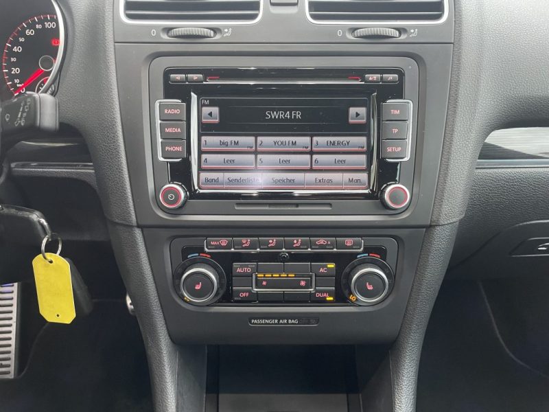 GOLF  GARANTIE 12 MOIS  6 2011