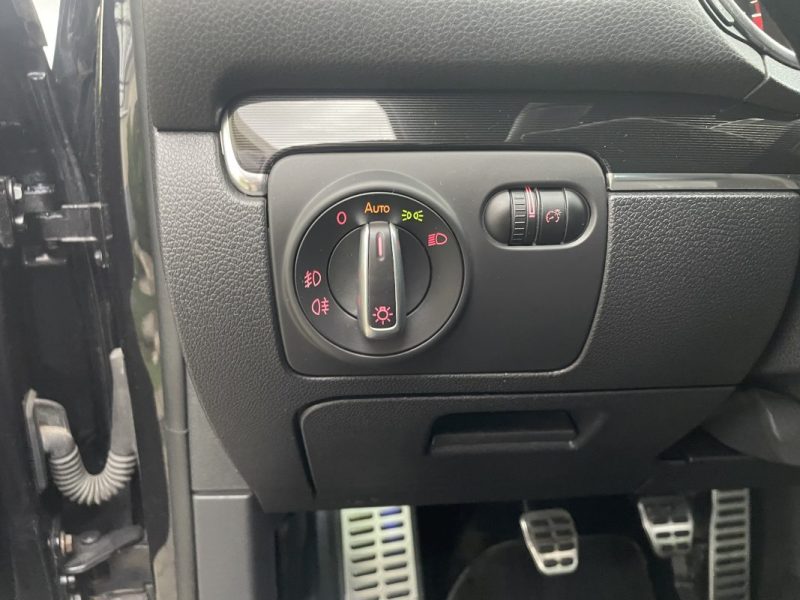 GOLF  GARANTIE 12 MOIS  6 2011