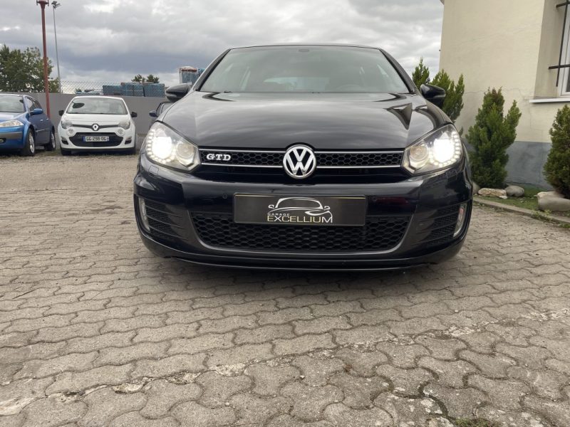 GOLF  GARANTIE 12 MOIS  6 2011