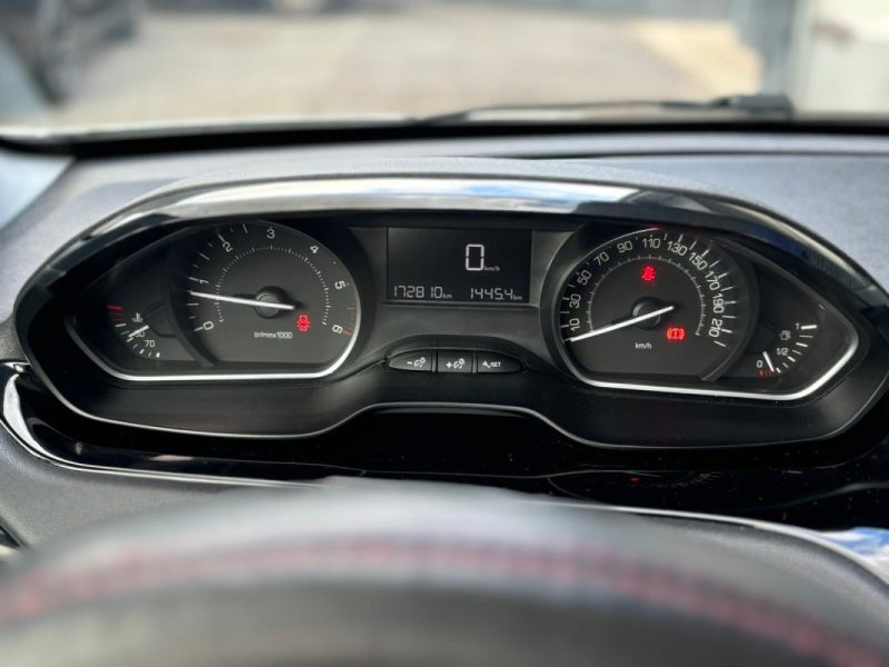 PEUGEOT 208 1.5 BLUEHDI 75cv BVM5