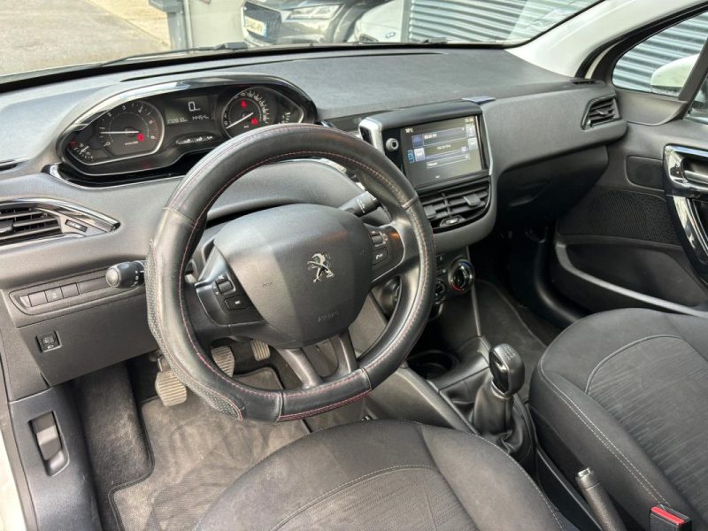 PEUGEOT 208 1.5 BLUEHDI 75cv BVM5