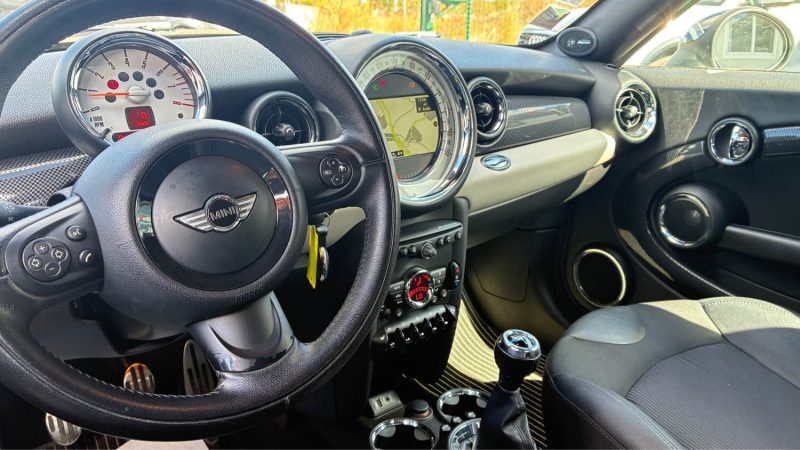 Mini Cooper S Coupé Edition Sport 1.6i 184ch 