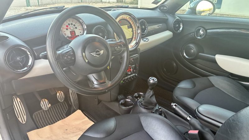Mini Cooper S Coupé Edition Sport 1.6i 184ch 