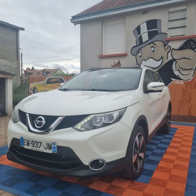 NISSAN QASHQAI 2016