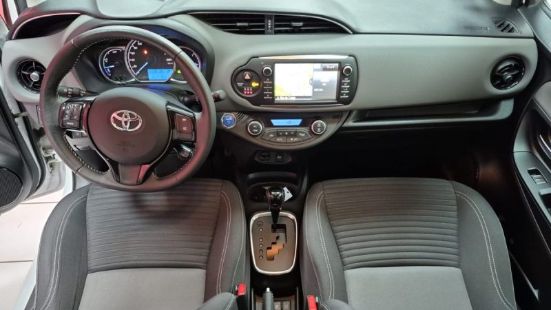 TOYOTA YARIS HYBRID 2018