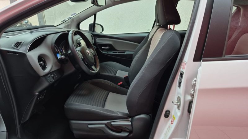 TOYOTA YARIS HYBRID 2018