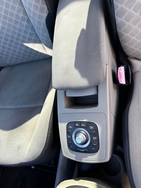 RENAULT GRAND SCENIC III 1.5 DCI 105