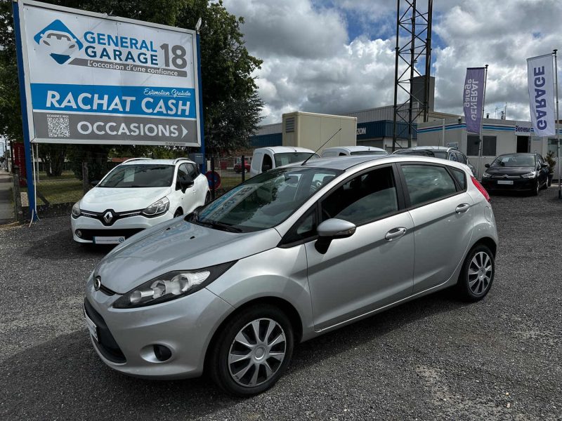 FORD FIESTA 1.2 i 60 essence CLIM 