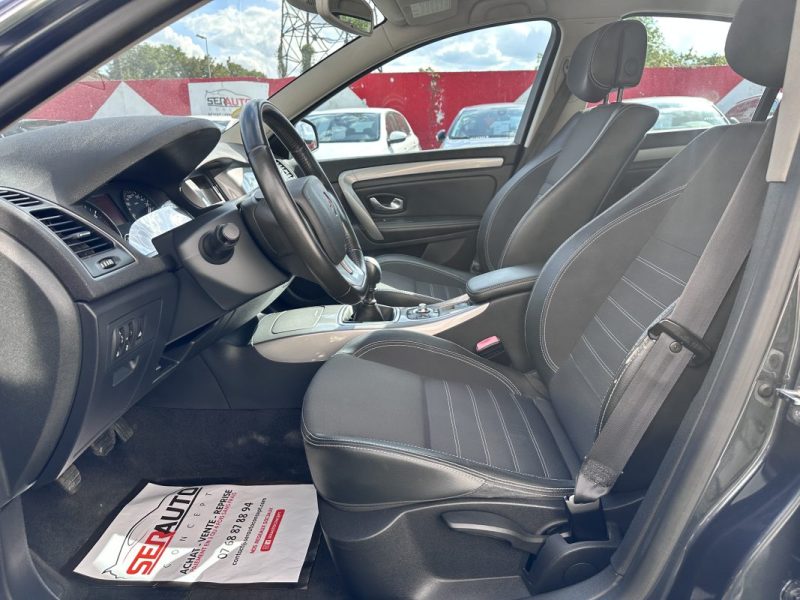 RENAULT LAGUNA 1.5 dCi 110ch FAP BLACK EDITION CHAMPION